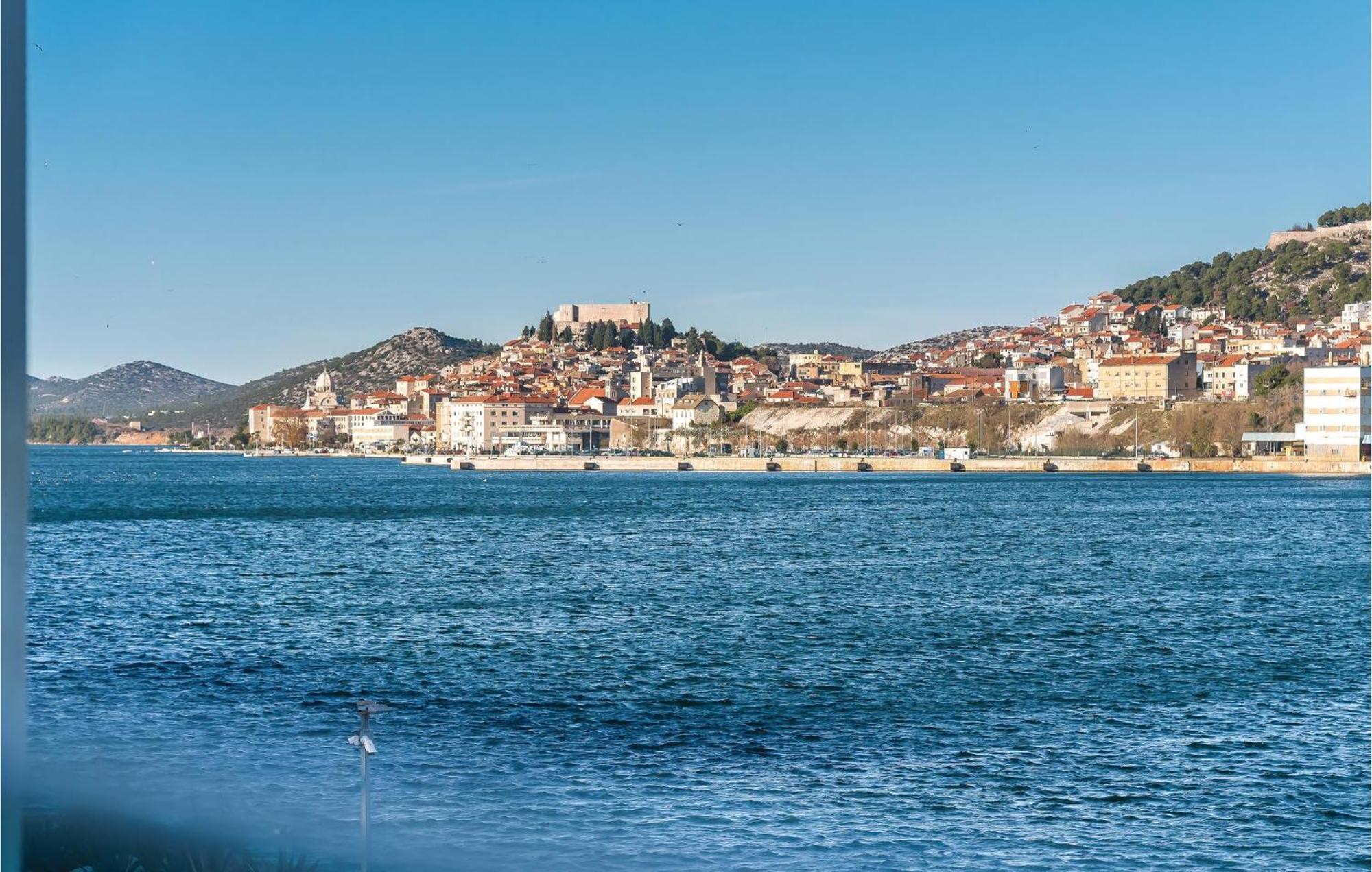 Beautiful Home In Sibenik With Kitchen Екстер'єр фото